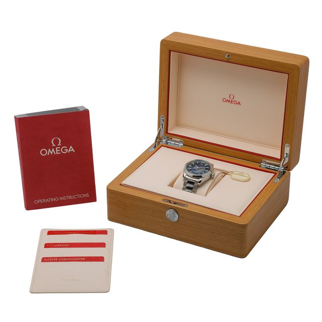 Omega Aqua Terra 150m GMT 220.10.43.22.03.001 Image 7